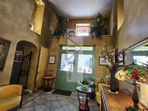 Immeuble mur et fond  emplacement N1 1370000 77330 Ozoir la ferriere