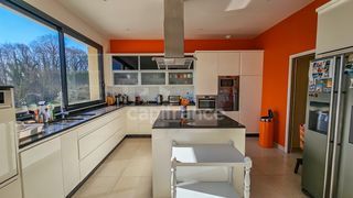  Propri�t�/ch�teau � vendre 15 + pi�ces 696 m�