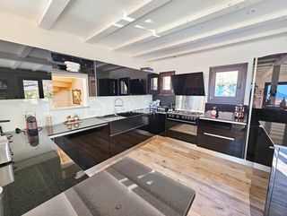  Chalet � vendre 7 pi�ces 315 m�