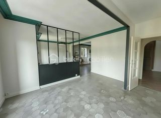  Propri�t�/ch�teau � vendre 11 pi�ces 150 m�