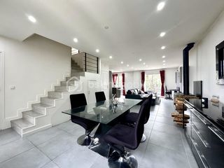  Immeuble � vendre 7 pi�ces 160 m�