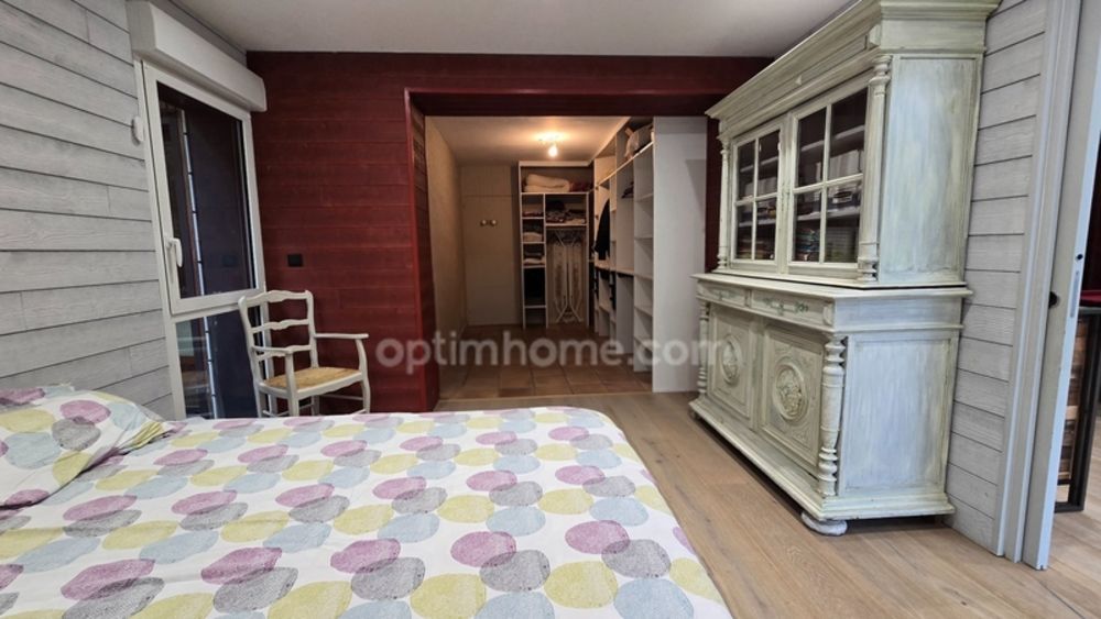 � vendre  Villa L�ognan (33850)