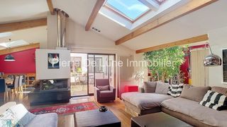  Maison � vendre 6 pi�ces 205 m�