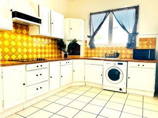  Maison � vendre 8 pi�ces 305 m�