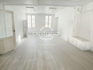  Immeuble � vendre 8 pi�ces 245 m�