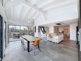  Appartement � vendre 8 pi�ces 270 m�