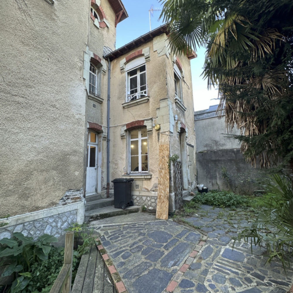 � vendre  Maison Angers (49100)