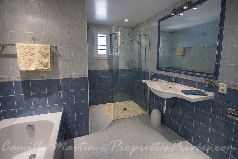 � vendre  Villa Saint-Rapha�l (83700)