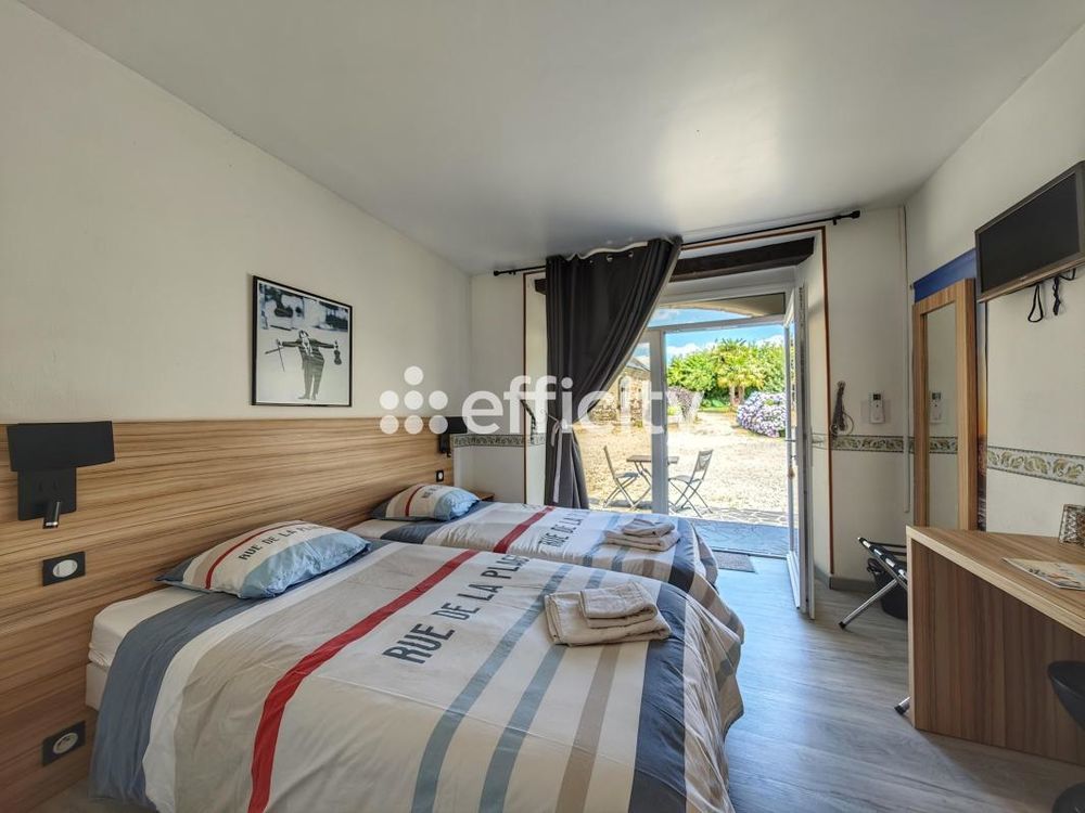 � vendre  Propri�t�/ch�teau Plomodiern (29550)