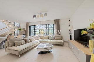  Maison � vendre 7 pi�ces 230 m�