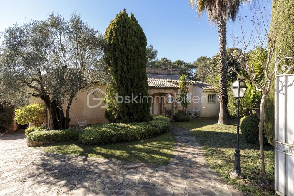 � vendre  Villa Mougins (06250)