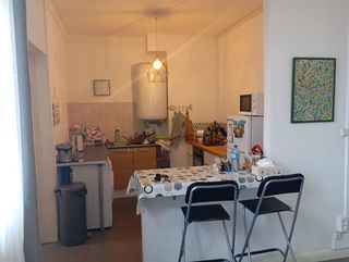  Immeuble � vendre 15 + pi�ces 220 m�