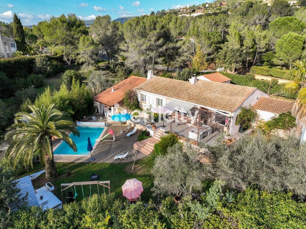 � vendre  Maison Roquebrune-sur-Argens (83520)