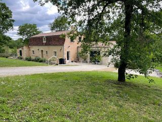  Propri�t�/ch�teau � vendre 4 pi�ces 105 m�