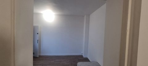   Location f2 Montreuil Appartement - 2 pi�ce(s) - 30 m�