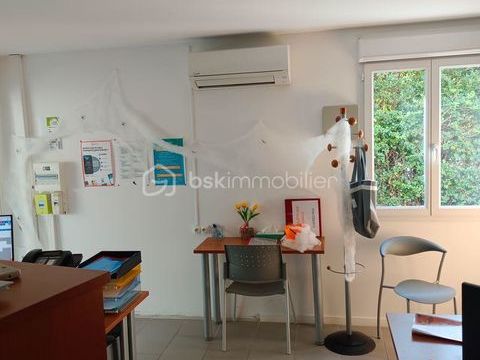 BUREAUX LOCAUX 155000 26130 Saint paul trois chateaux