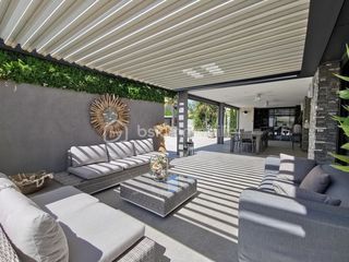  Villa � vendre 10 pi�ces 200 m�