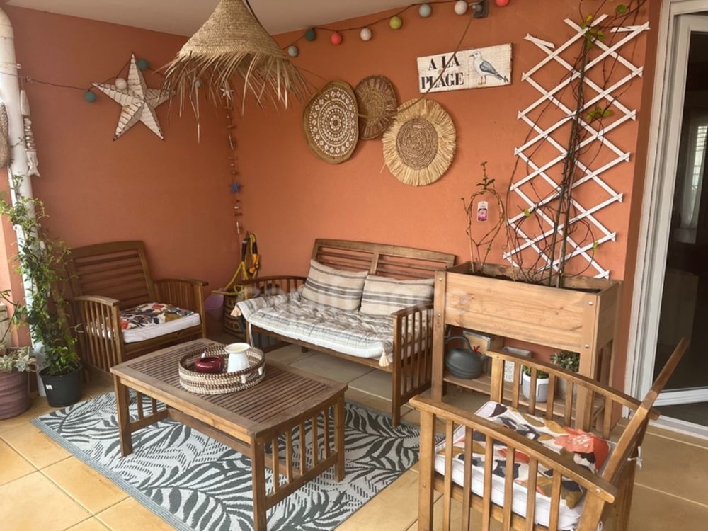 � vendre  Appartement M�ze (34140)