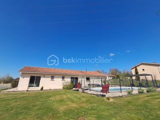  Maison � vendre 4 pi�ces 1433 m�