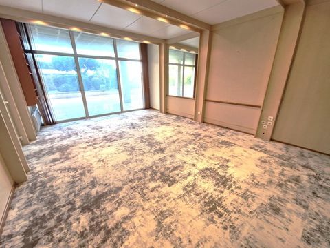 A VENDRE, Local commercial, 69 m&sup2;, Proche Flots Bleus, Port de Saint Laurent du Var 06700, Alpes-Maritimes 367500 06700 Saint laurent du var