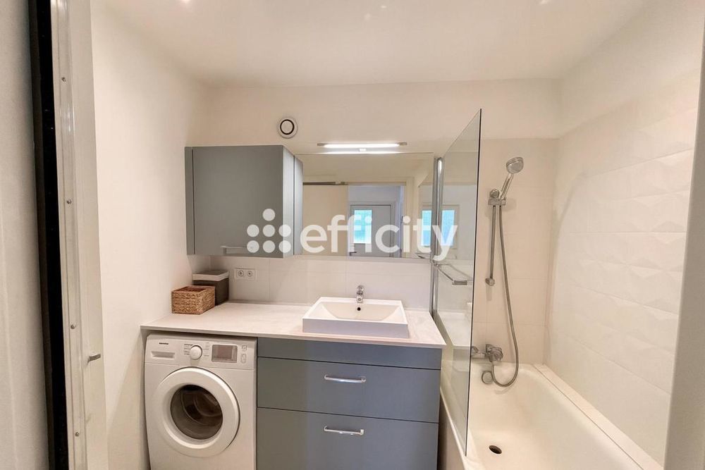 � vendre  Appartement Versailles (78000)