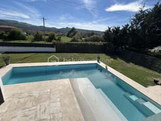  Maison � vendre 8 pi�ces 217 m�