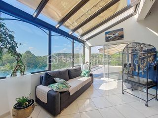  Villa � vendre 8 pi�ces 230 m�