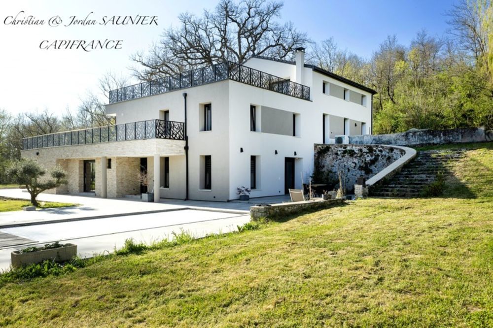 � vendre  Propri�t�/ch�teau Revel (31250)