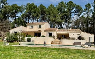  Maison � vendre 6 pi�ces 222 m�