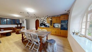  Maison � vendre 14 pi�ces 566 m�