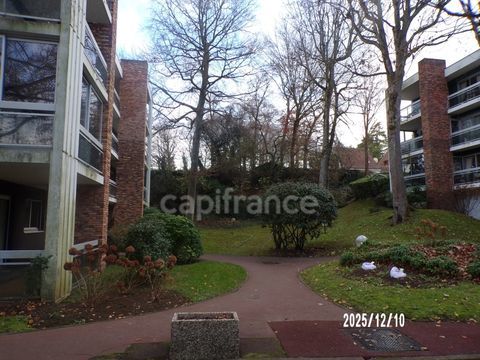   Appartement lumineux 3 pi�ces avec balcon/terrasse, ascenseur et box - L'Isle-Adam Appartement - 3 pi�ce(s) - 67 m�