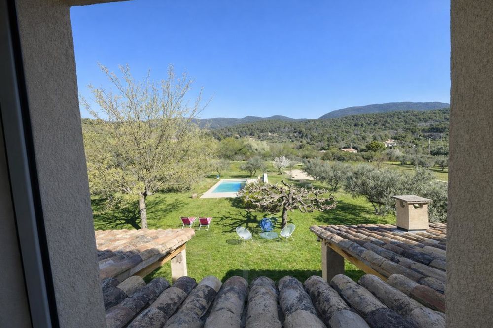 � vendre  Villa Cucuron (84160)