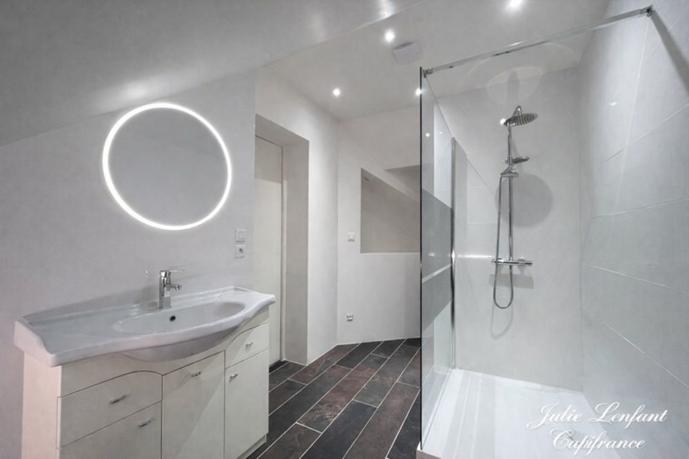 � vendre  Maison Vienne-en-Val (45510)