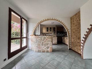  Appartement � vendre 4 pi�ces 83 m�