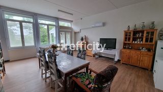  Maison � vendre 8 pi�ces 205 m�