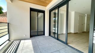  Appartement � vendre 3 pi�ces 77 m�