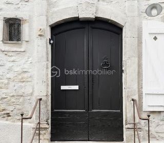  Propri�t�/ch�teau � vendre 6 pi�ces 270 m�