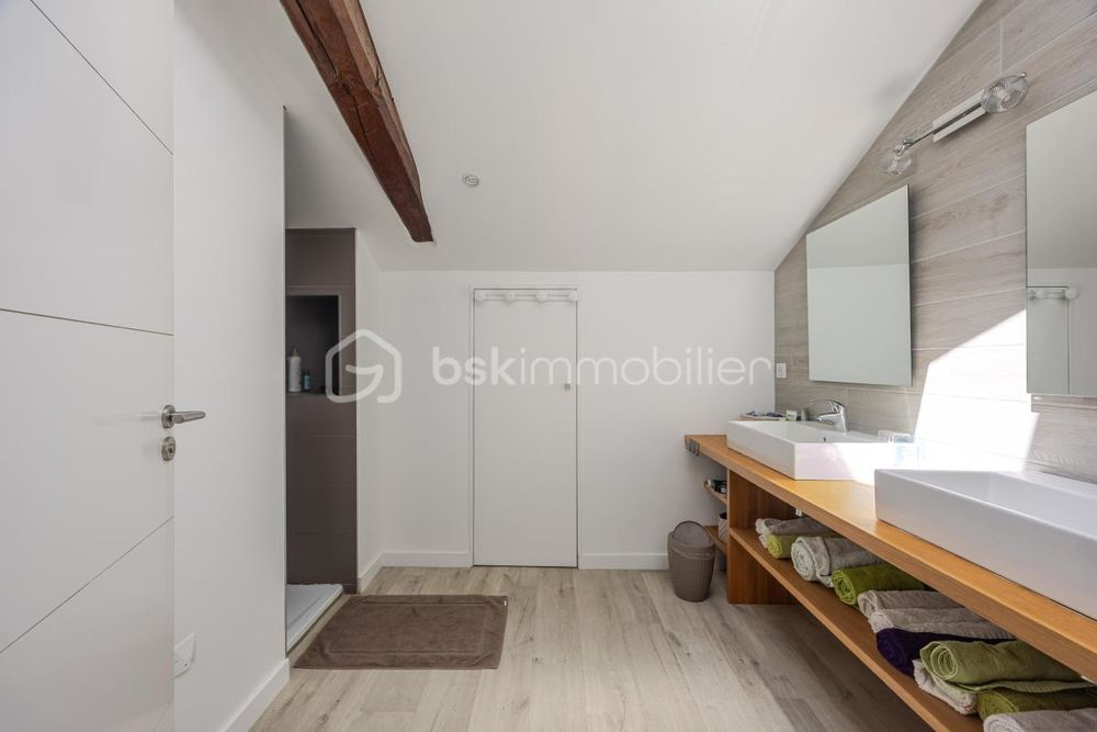 � vendre  Propri�t�/ch�teau Bidache (64520)