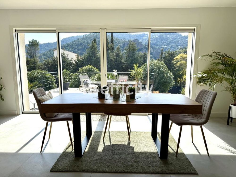 � vendre  Villa Mandelieu-la-Napoule (06210)