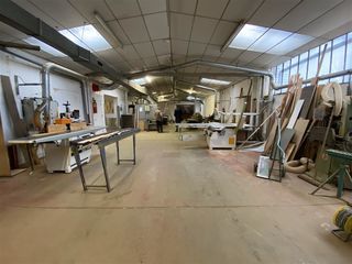  Immeuble � vendre 1800 m�