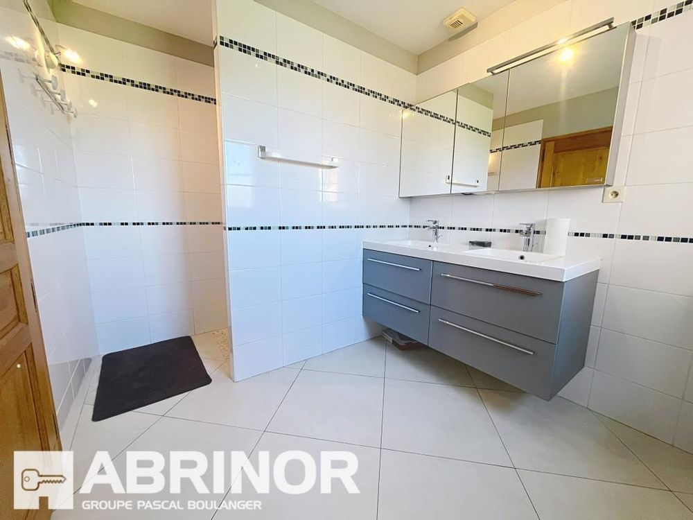 � vendre  Villa Gondecourt (59147)