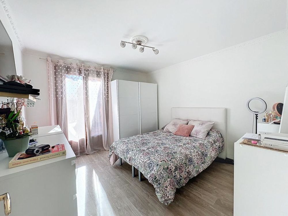 � vendre  Maison Cuers (83390)