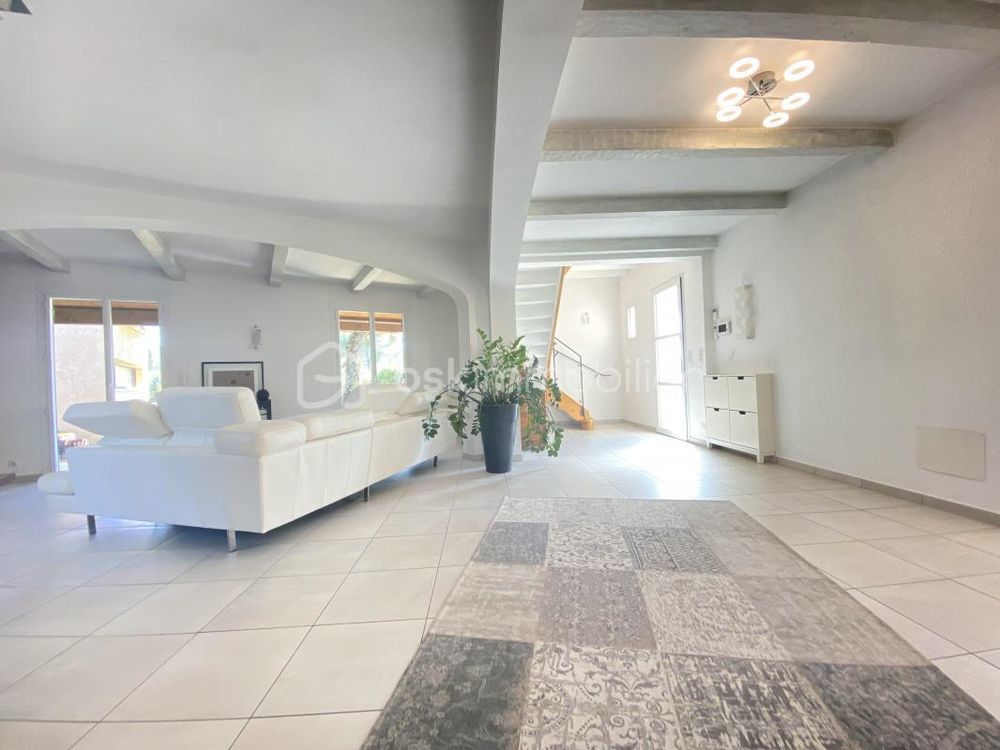 � vendre  Villa Pourri�res (83910)