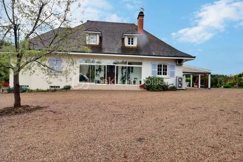   Maison 187m� Jaligny-sur-Besbre 03220 Maison - 7 pi�ce(s) - 187 m�