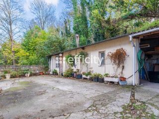  Maison � vendre 8 pi�ces 311 m�