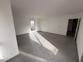  Appartement � louer 4 pi�ces 87 m�