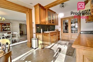  Propri�t�/ch�teau � vendre 7 pi�ces 195 m�