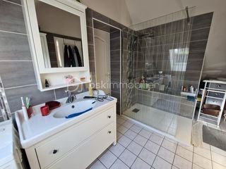  Propri�t�/ch�teau � vendre 8 pi�ces 230 m�