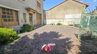  Maison � vendre 15 + pi�ces 640 m�