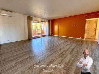  Appartement � vendre 5 pi�ces 101 m�